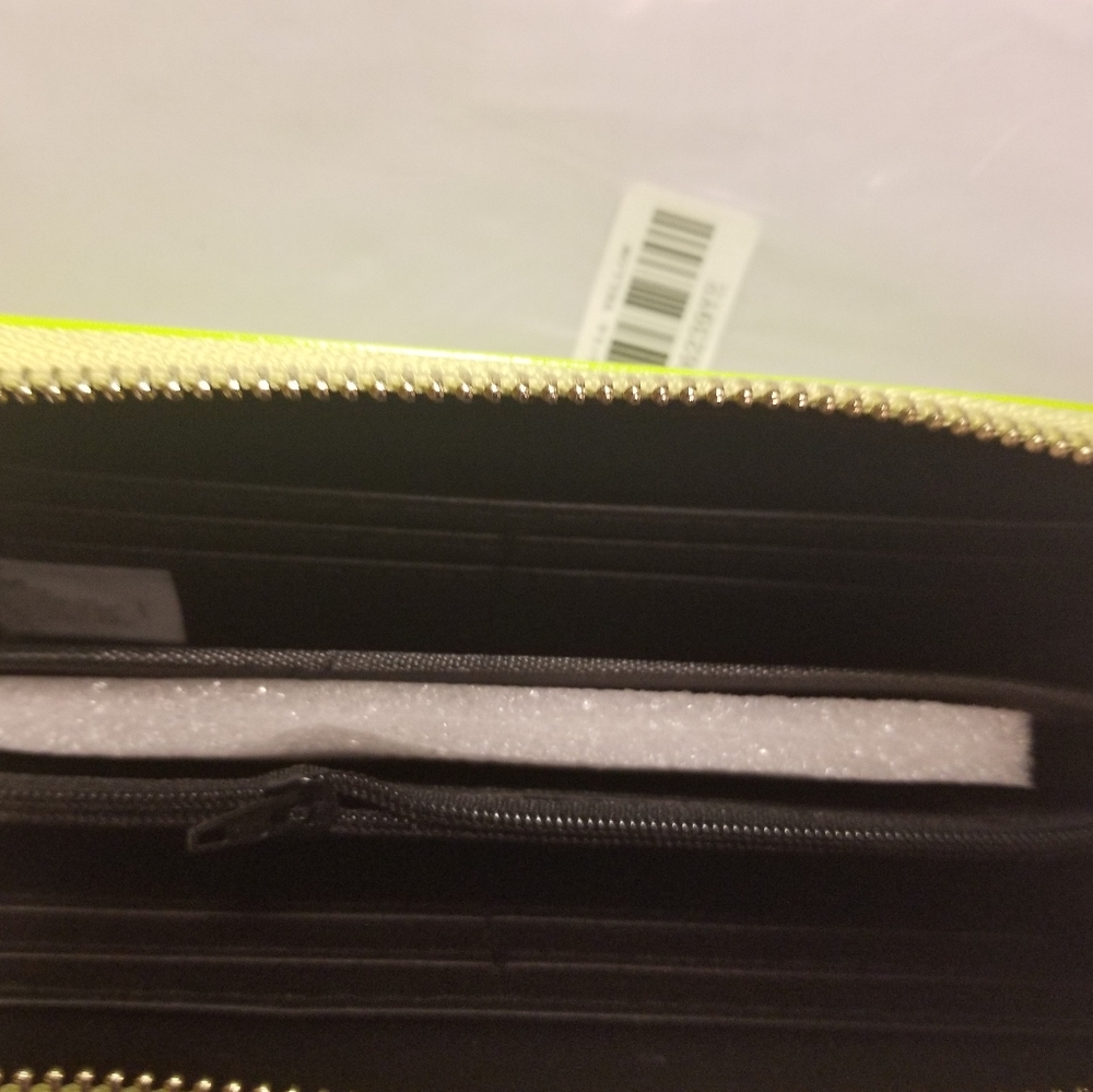 Wallet - Picture 3 of 3